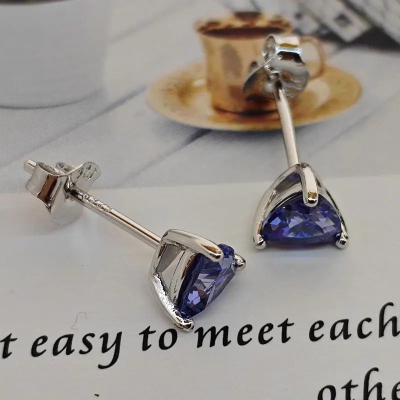 Tanzanite stud earring set 925 sterling silver stud earrings 5 * 5mm 5 * 7mm earring set Emerald Cut Trillion Cut Engagement 241202