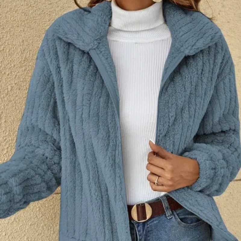 Autumn Winter Fashion Stand Collar Solid Long Sleeve Lamb Wool Jackets Clothing Casual Zipper Pockets Korean Tops 241121
