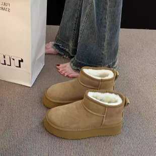 Womens boots snow boots Sponge cake thick soled snow boots for women in winter new version thick and warm short boots with plush cotton shoes