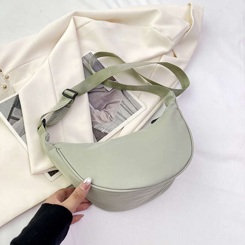 Simple Fashionable Dumpg For Women's Summer New Style, Simple And Casual Crossbody Bag, Retro Trend, Large Capacity Tote Bag B1