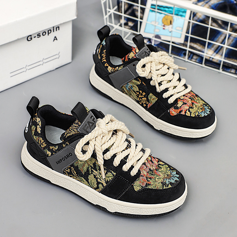 2024 Fashion Print Black Low For Men Women Canvas Sports Shoes Flat Skateboard Sneakers Mens Trainers Atillas Skate