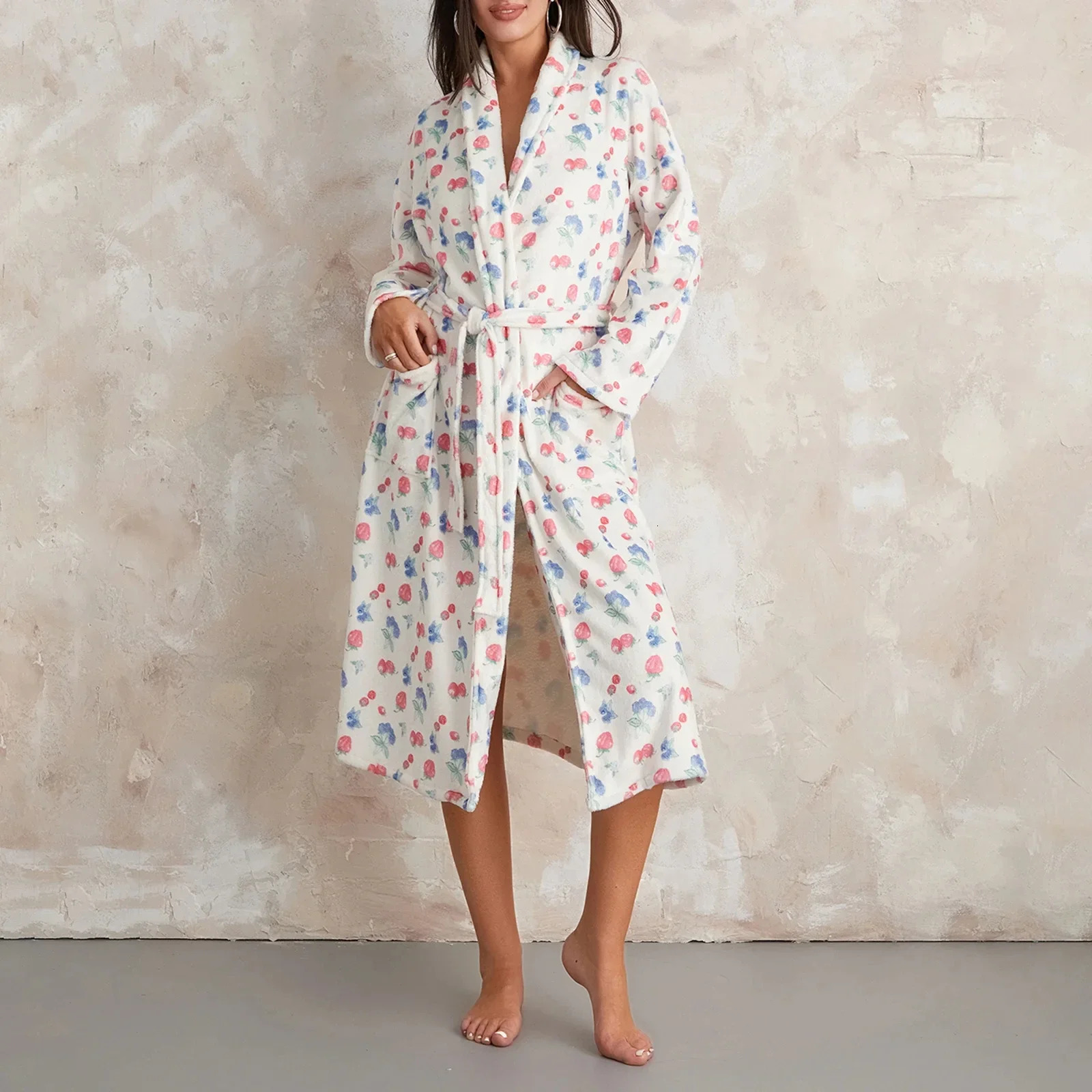 Women Flannel Robe Home Sleepwear Floral Print Shawl Collar Bathrobe Kimono Robe with Belt Winter Warm Pajamas Clothes 241202