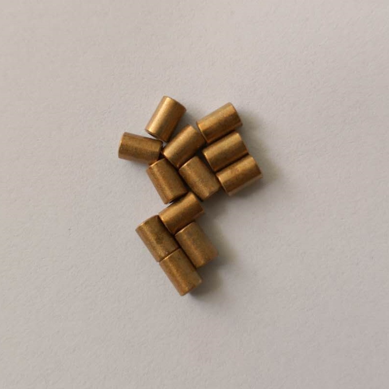 Precision Copper Shaft Bushing for High Friction Applications - 2x3.5x5.2mm Oil-Impregnated Sintered Metal Insert