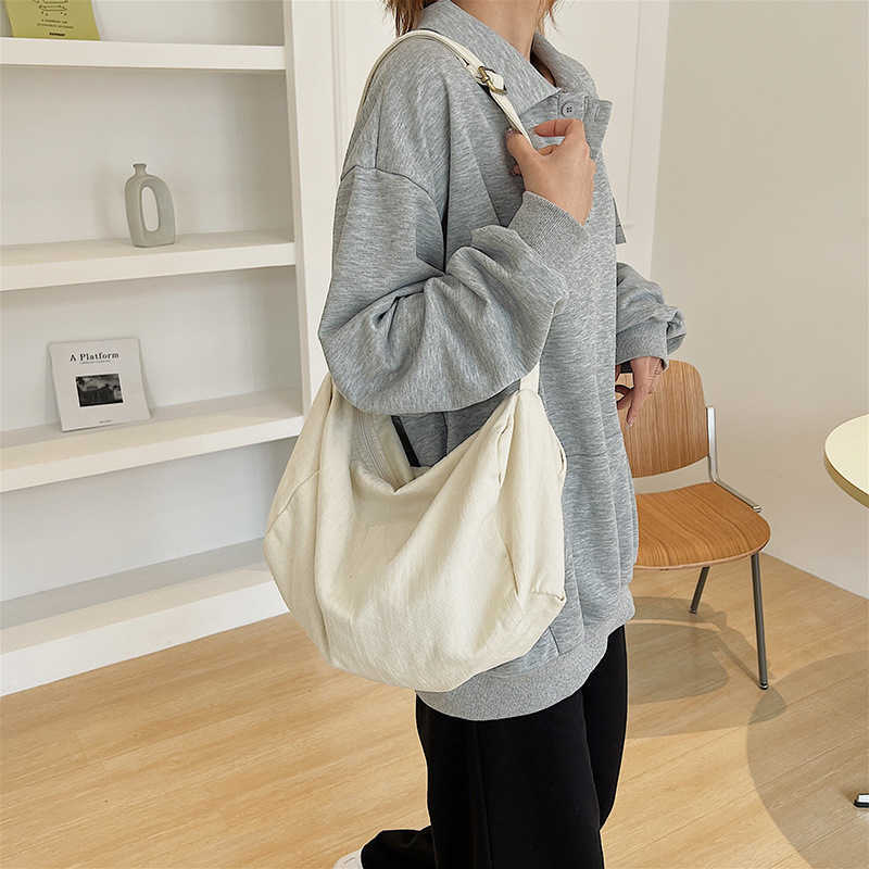 Canvas bag for female college students Simple messenger bag for class Literature messenger bag Large capacity versatile shoulder bag for female 241203