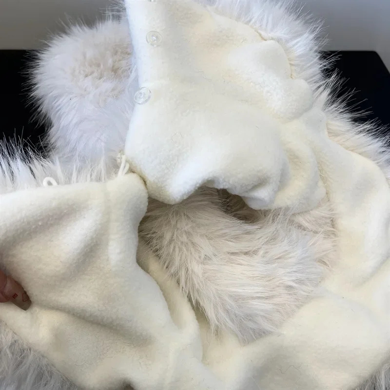 Bonnie Bunny White Plush Rabbit Ear Hat Women Winter Cute Warm Balaclava Scarf Integrated Neck Protection Neck Cover Hat Beanies 241203