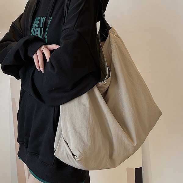 Ins Nylon Shopping Bag Large Capacity Lightweight Foldable Handheld Large Bag Women's Versatile Casual Single Shoulder Tote Bag 241203