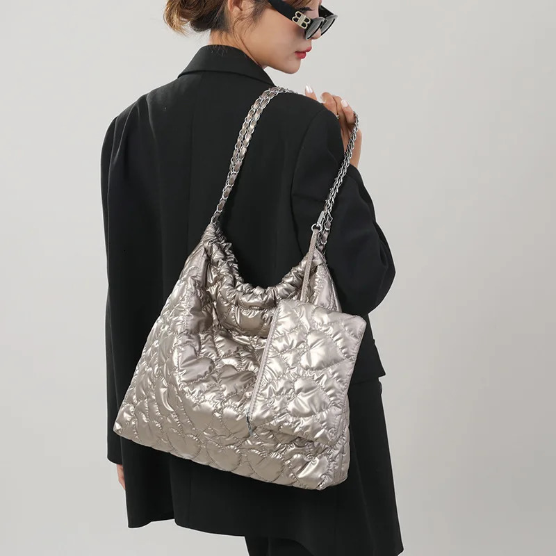 Autumn Winter Quilted Diamond Womens Silver Shoulder Bag Fashion Y2K Soft Bucket Tote Bag Trends Handbags and Purses 241202