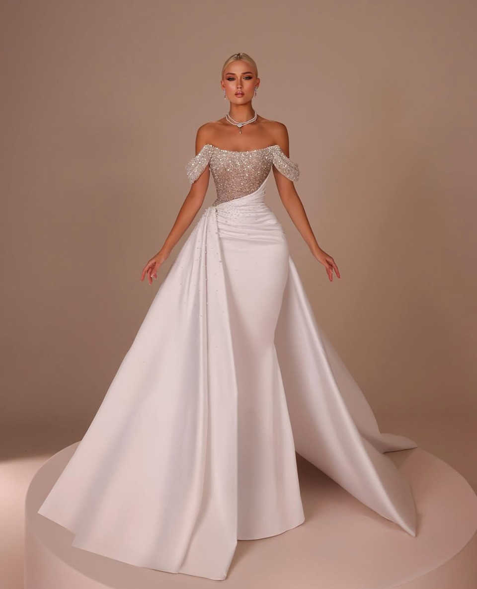 Designer Mermaid Wedding Dresses For Women Off Shoulder Sleeveless Bridal Gown Sequins Pearls Sweep Train Customized Dress vestidos de novia