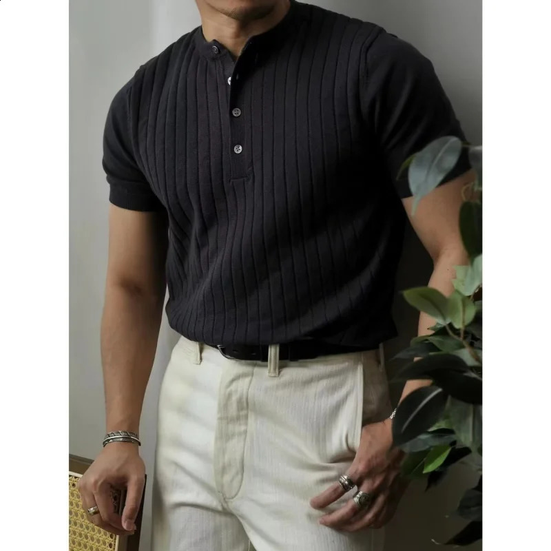 Summer mens solid zipper knitted polo shirt street clothing mens clothing lapel slim fit basic business casual short sleeved top 241203