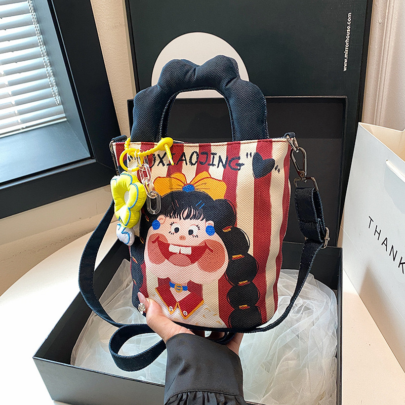 Small niche design New illustration for women 2024 new trendy print personality funny shoulder cute bucket crossbody bag