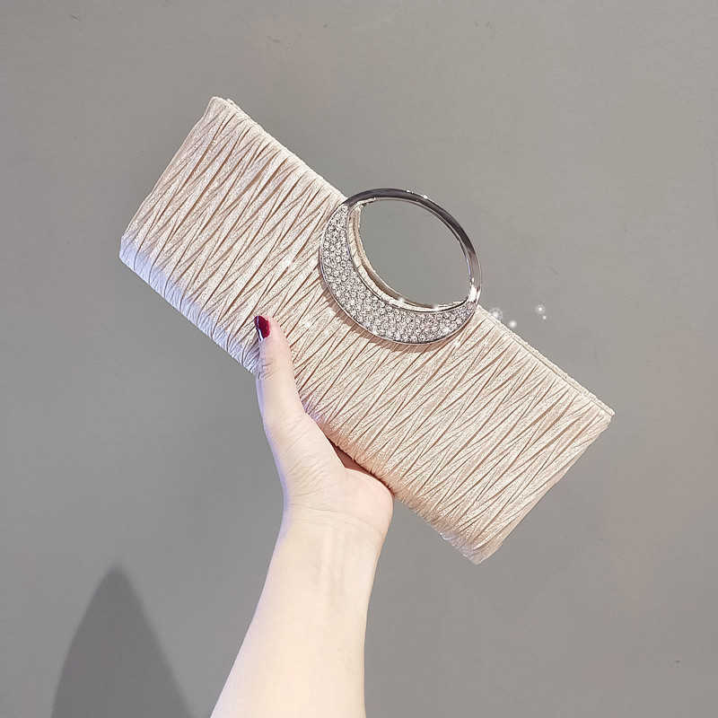 New dinner hand bag with diamond small bag pleated women's bag fashion KTV Princess Bag Fashion banquet bag portable