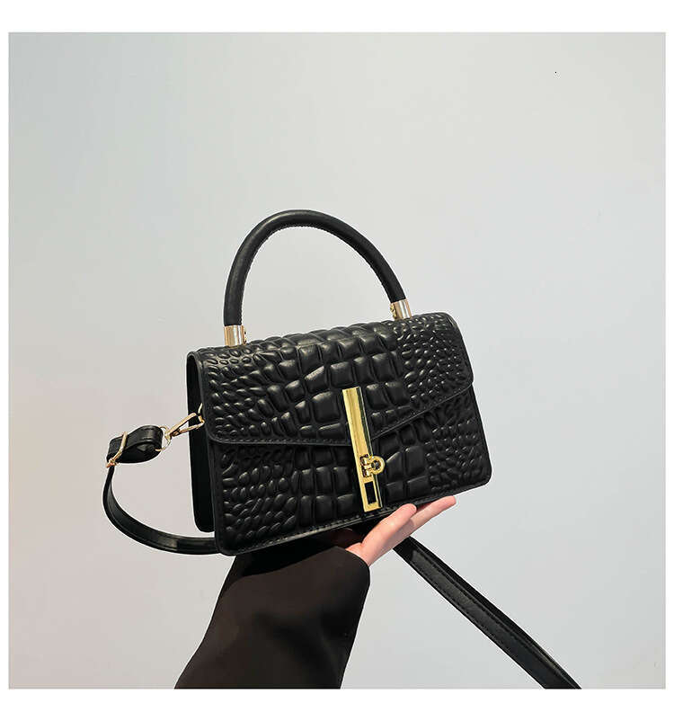 Bags Crocodile Pattern 2024 Women's Buckle Winter New Fashionable Simple Casual Handheld Single Shoulder Small Square Bag