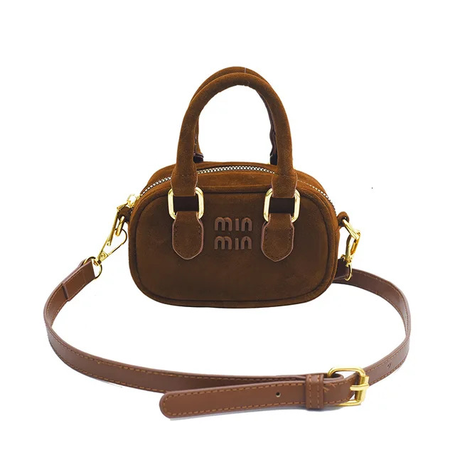 Suede Boston With Wer Pendant Fashion Versatile Casual Shoulder New Crossbody Small Square Bag Letter Design Bags Hasp PC