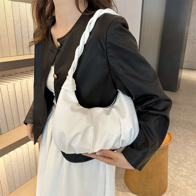New Simple Pleated Women's Dumpg Casual Commuter Underarm Bag