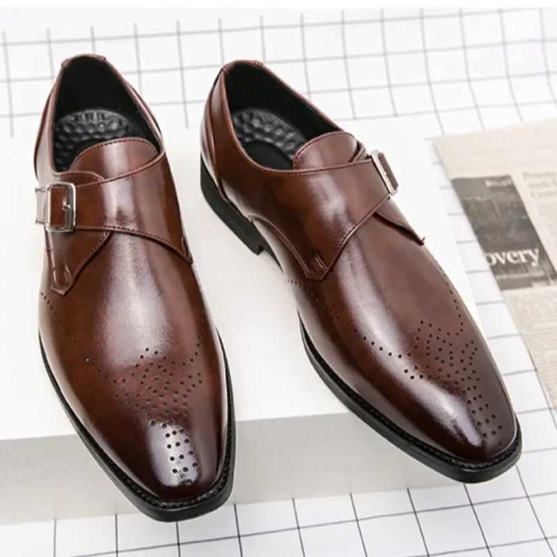 Designer Mens Classic Business Office Dress Shoe High Quality Casual Leather for Men Wedding Shoes LoafersC241202