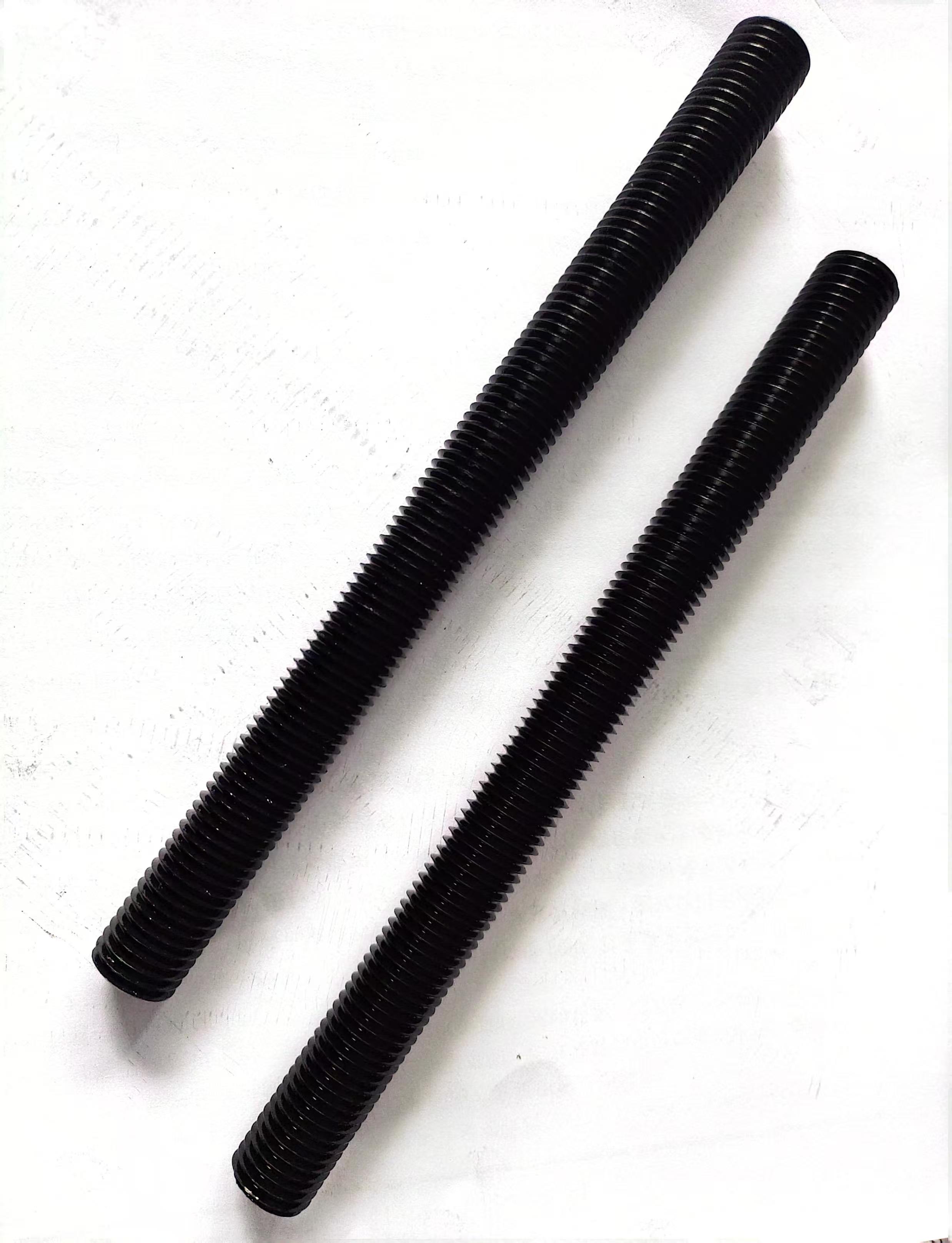 Strong Dual-Use Hexagonal Screws for Construction Projects