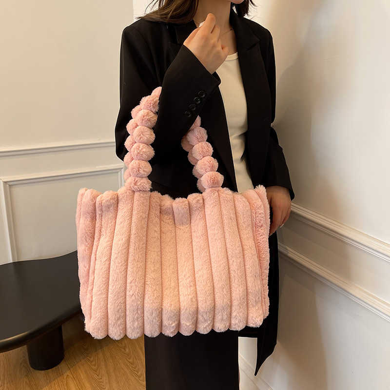 Plush bag, fashionable single shoulder bag, 2024 winter new tote bag, work commuting texture handbag, women's bag 241203