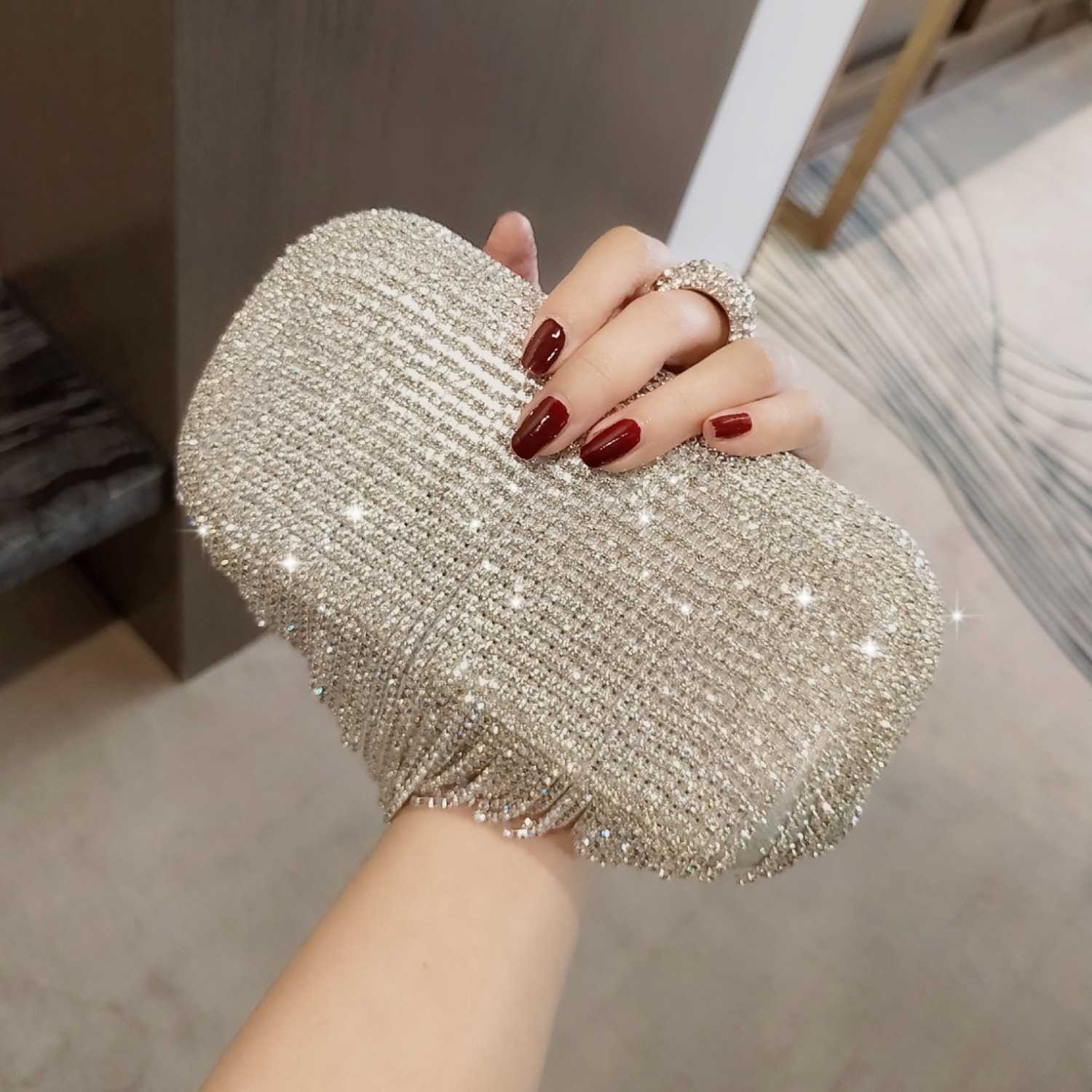 Spring/Summer New Evening Bag Tassel Bag Water Diamond Handheld Bag Women's Shining Diamond Bag Banquet Single Shoulder Diagonal Cross Bag 241203