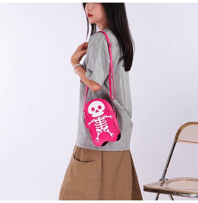 2024 Summer Women's Niche Trend, Funny Little Cute Ghost Skeleton Crossbody Shoulder New Quality Bag, Halloween