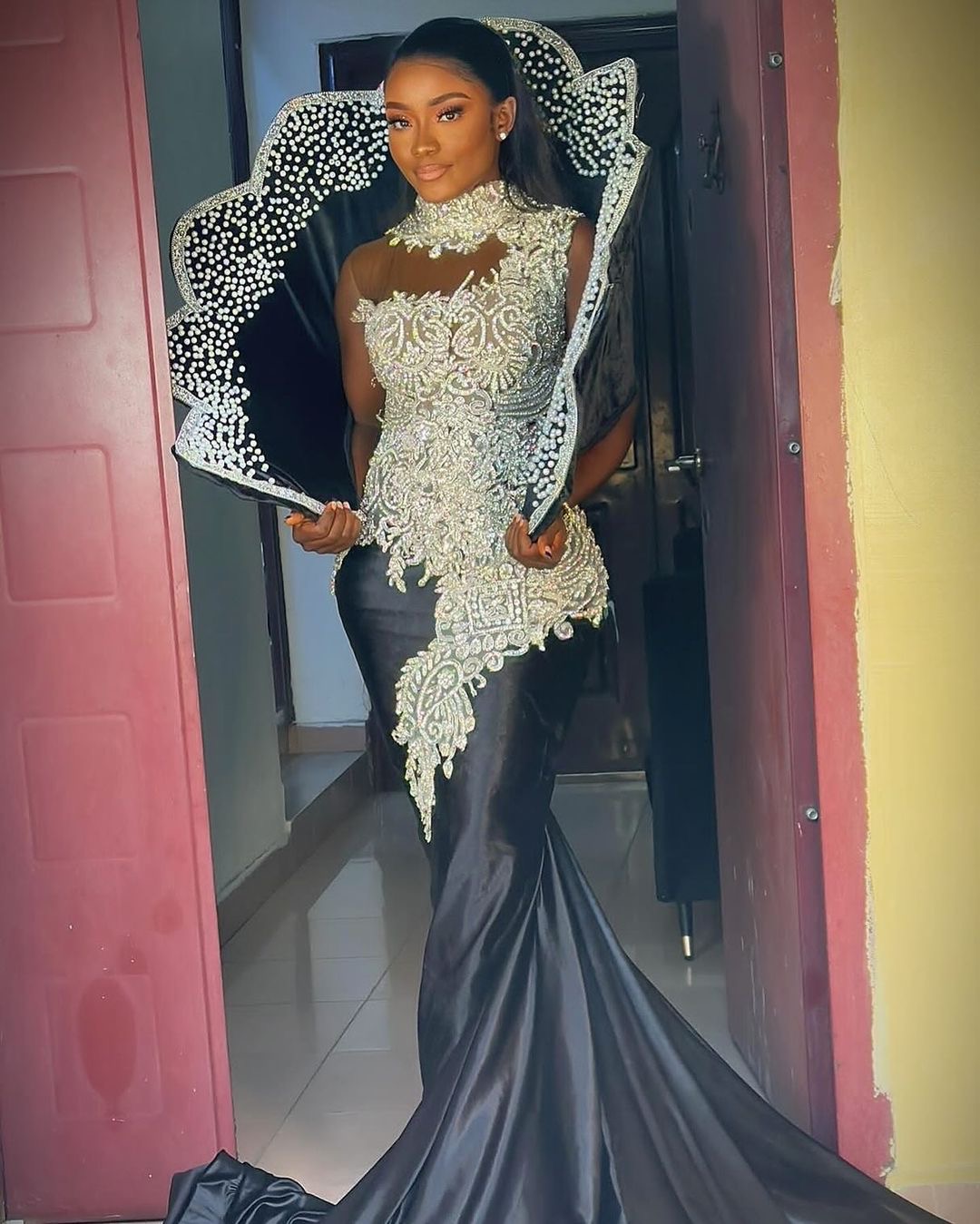 Black Mermaid Prom Dresses 2024 Pearls Beaded Lace Satin Stylish Evening Formal Party Second Birthday Engagement Gowns Plus Size Dress For Special Occ