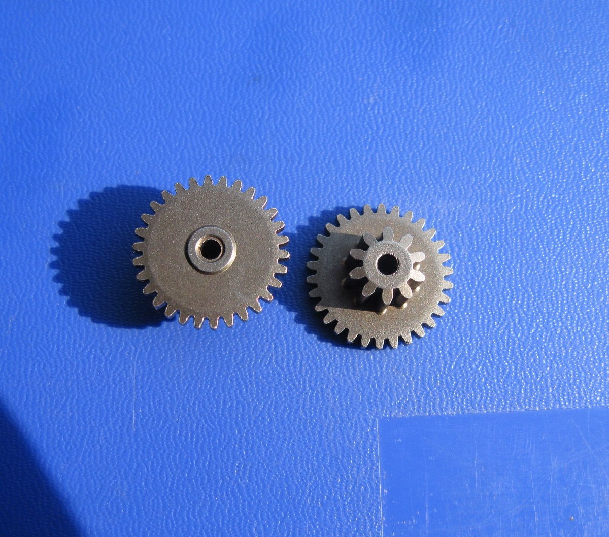 Powder Metallurgy Double Gear for Industrial Use Modulus 0.6/0.5 & 2mm Internal Hole