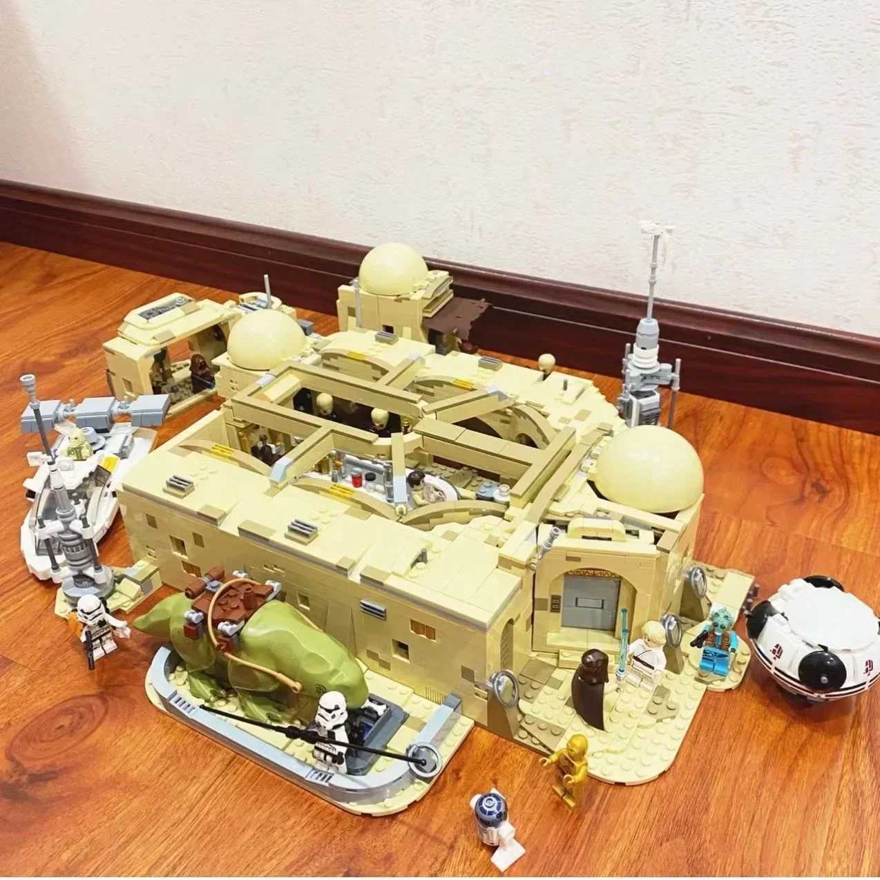 60016 Moc tavern cafeteria 75290 Building Blocks Bricks Educational Toys Birthday christmas Gifts BlockXJ241203
