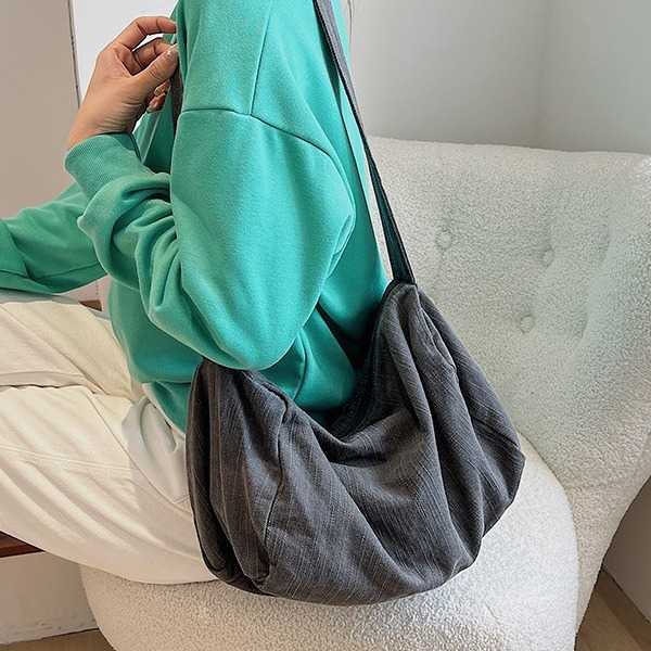 Canvas bag for female college students Simple messenger bag for class Literature messenger bag Large capacity versatile shoulder bag for female 241203