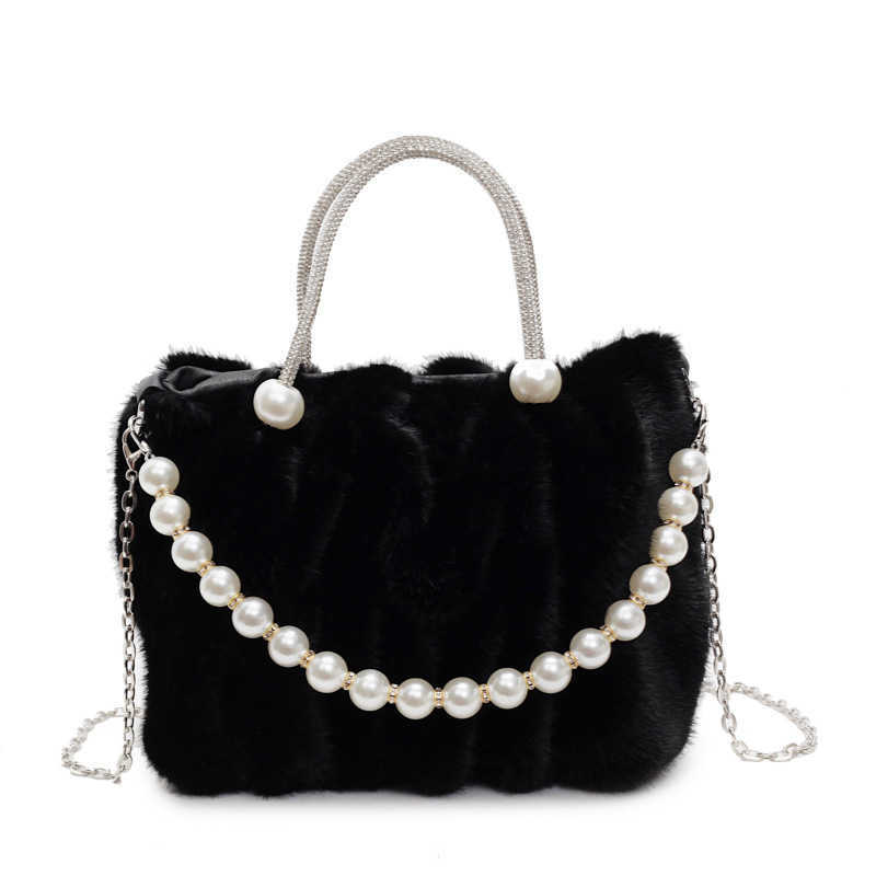 Pearl Chain Folded Small Bag for Women 2024 Winter New Fashion Handheld Plush Cloud Bag Versatile Crossbody Bag 241203