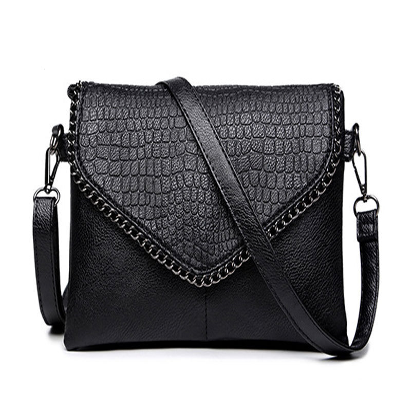 2025S Designer New Trendy Crossbody Small Simple Versatile Shoulder Soft Leather Envelope Women Bag Handbag