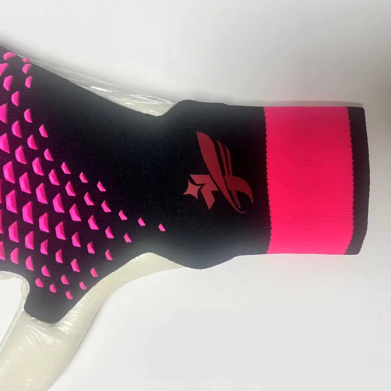 Goalkeeper Gloves Children Soccer Goalkeeper Gloves Football Goalkeeper Anti-Slip Training Gloves Breathable 241203