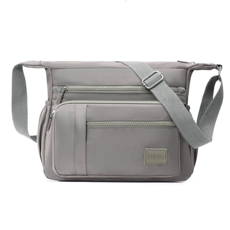 2025S designer casual nylon fabric versatile crossbody fashionable commuting new simple lightweight large capacity women shoulder bag