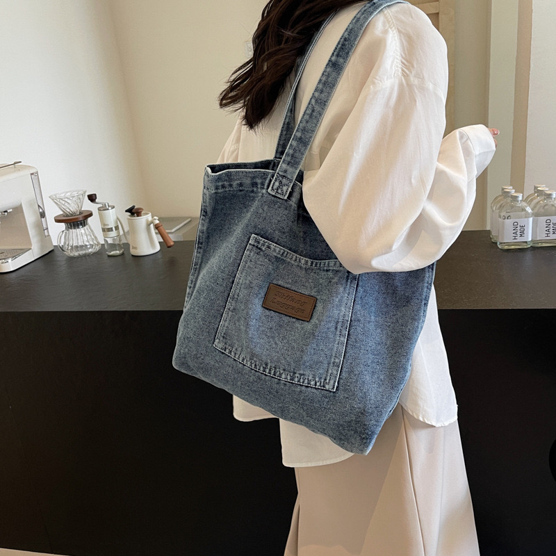 Korean Dongdaemun Lazy Denim 2024 New Emed Letter Texture Single New Shoulder Tote Bag