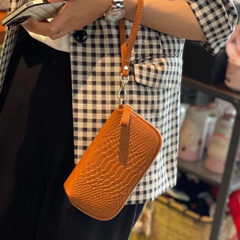 Genuine leather wallet, New women's long model 2024, new temperament handbag with crocodile pattern head layer, cowhide grab bag, phone bag
