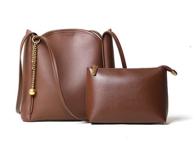 Retro women's fashionable leather women's mother and baby bag cowhide large capacity single shoulder handbag single shoulder bag