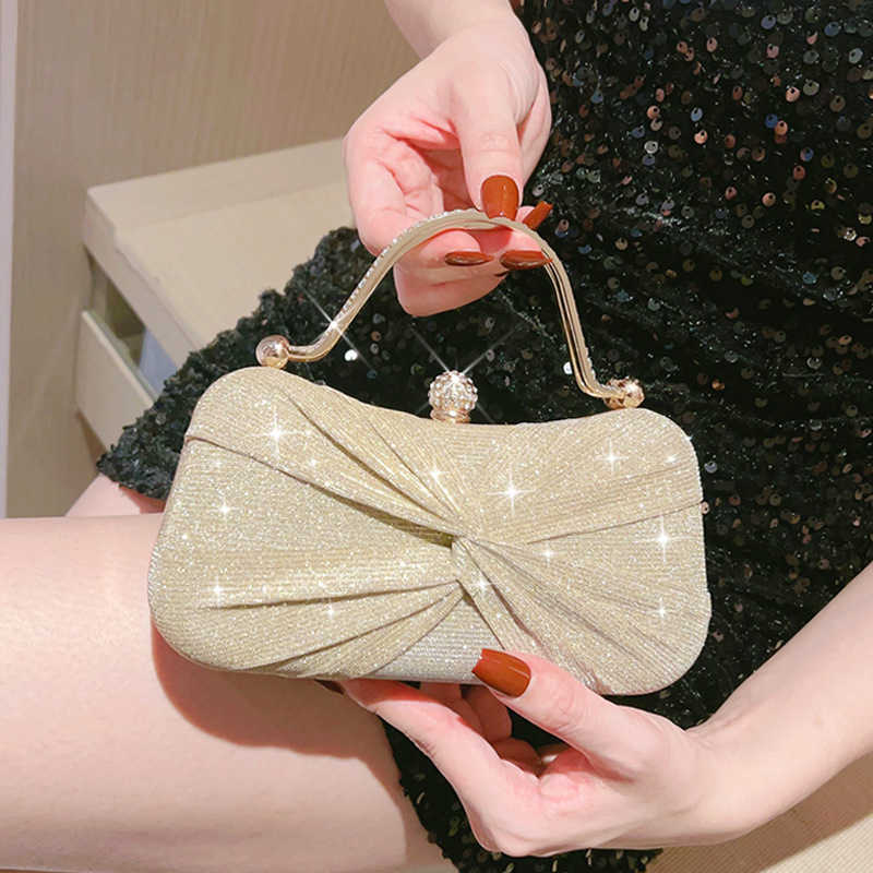 High end temperament cross pleated handbag, socialite banquet bag, hand-held evening gown bag, KTV dress bag, sparkling small bag