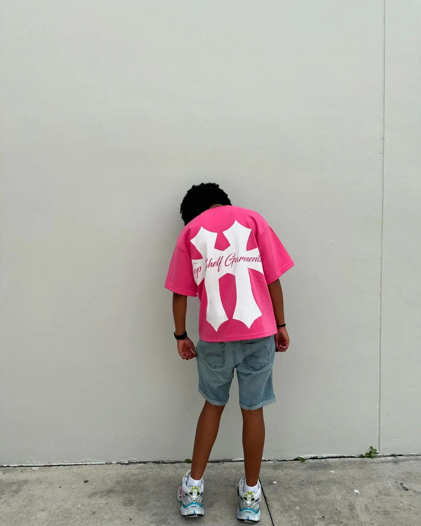 Super pink print graphic t shirts gothic streetwear y2k top oversized harajuku goth cotton shirt men women clothing 241202