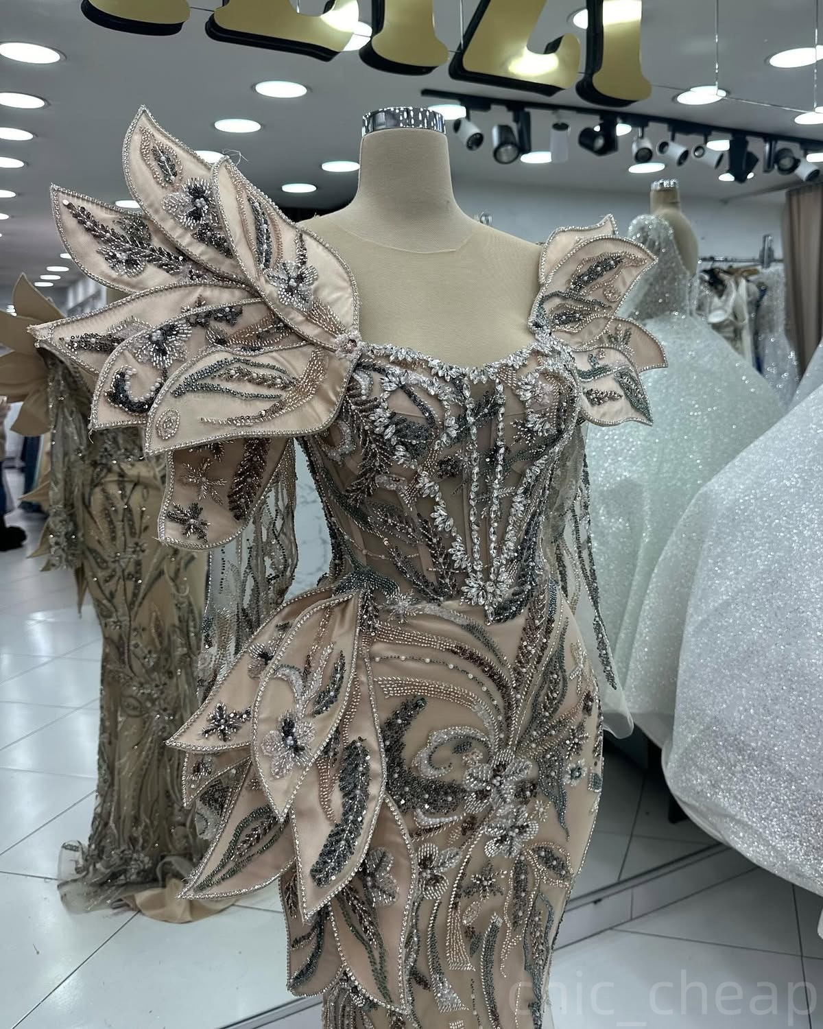 Champagne Mermaid Illusion Prom Dresses 2024 Florals Crystals Evening Formal Party Second Birthday Engagement Gowns Plus Size Dress For Special Occasi