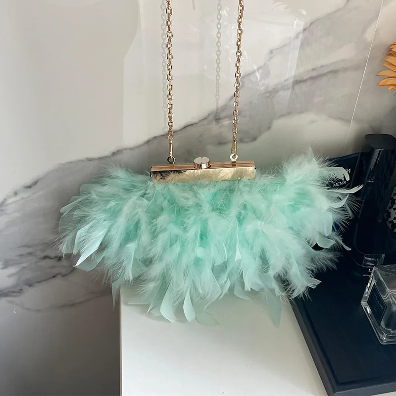 2025 New Designer Bag Womens Banquet Evening Fashionable Soft Feather Tassel Wallet With Chain Shoulder Cross Body Party Clutch