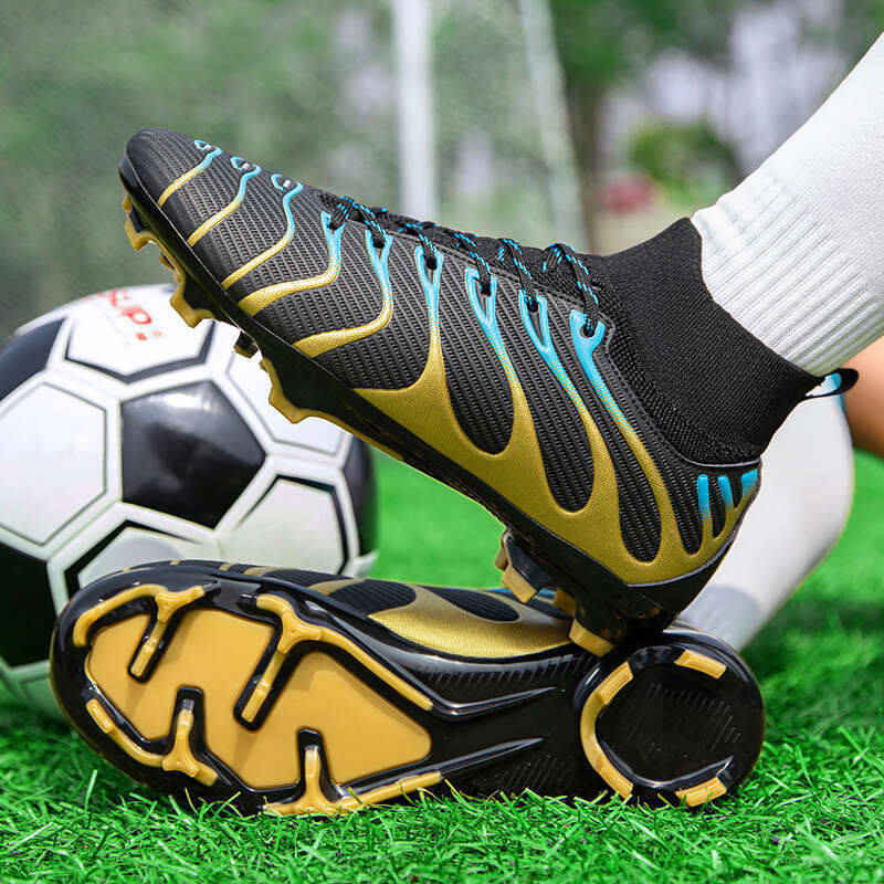 Ultralight Men's Soccer Professional Indoor Field Boots For Kids Sneakers Non-Slip TF/FG Training Football Shoes