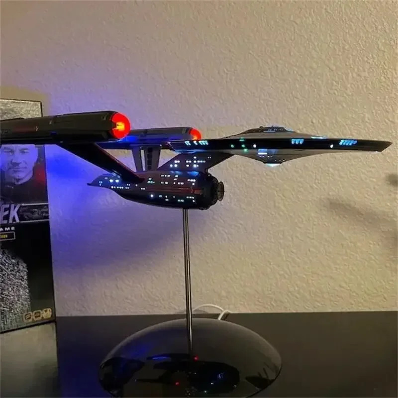 Metal Aircraft Replica Aircraft Star Treks Enterprise 1 1000 Model Assembly Starship Handmade Decoration Collectibles Toys Gifts 241203
