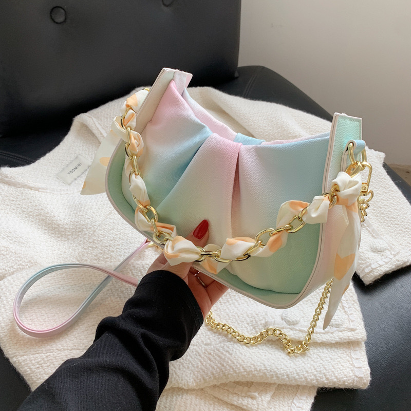 2024 New Soft Leather Texture Crossbody Women's Korean Edition New Cloud Fold Leisure Western Style Handbag Shoulder Bag