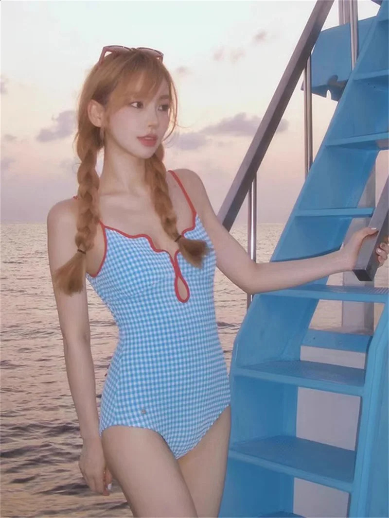 Red Scalloped Rim Swimsuit Sexy Women Blue Plaid Swimwear Swim Bathing Suit One Piece Summer Beachwear Monokini 241203
