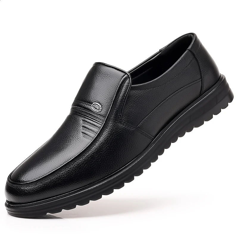 selling mens leather handmade shoes 39-47 soft anti slip rubber office mat mens casual leather business soft shoes 241203