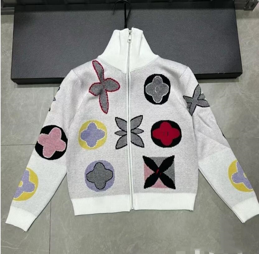 Women's Sweaters cardigan designer jacket New luxury clothes sports Casual knitwear Sweater top Women coat Women's Clothing