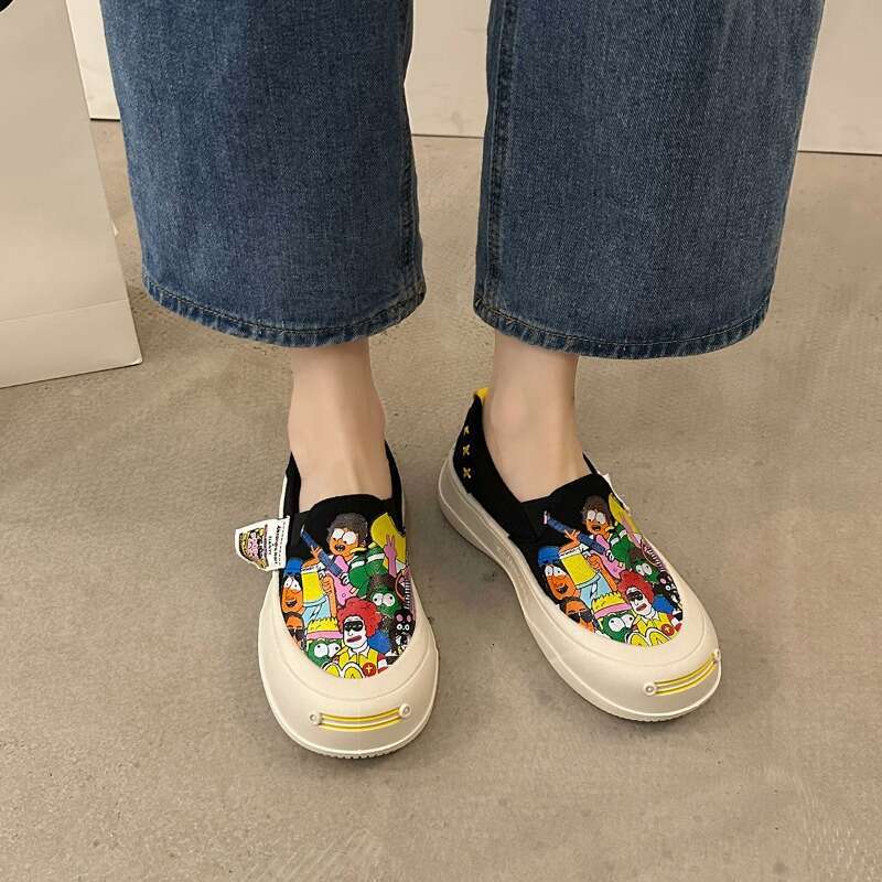 Large Size Graffiti Personality Canvas Shoes Women 2025 Spring New Muffin Bottom Round Head Thick Sole Fashion Woman