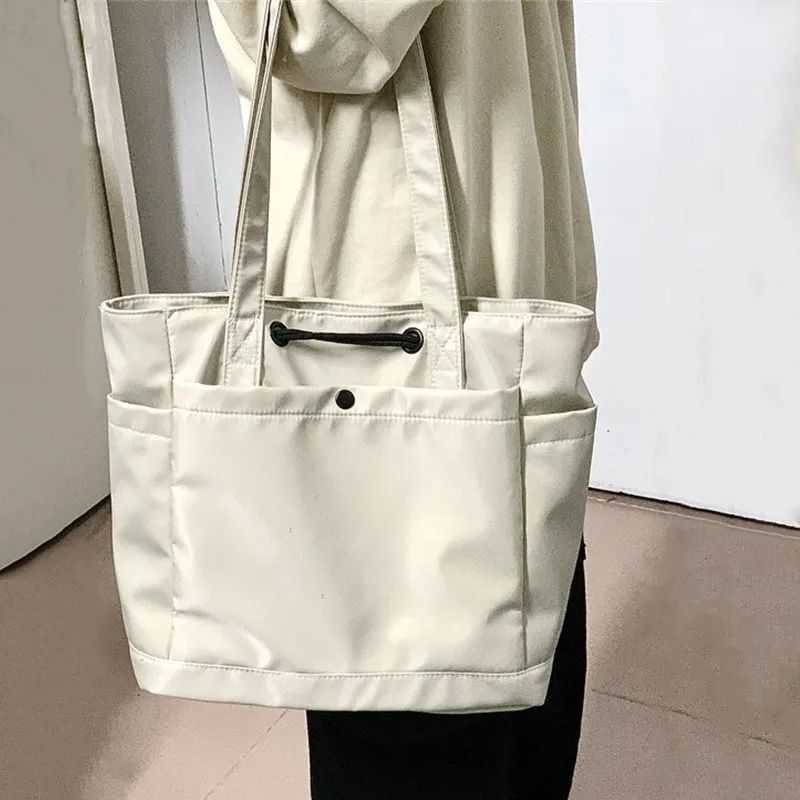 Large Capacity Nylon Drawstring Tote Bag, Men's and Women's Class Commuting Waterproof Shoulder Fashionable Versatile Handbag, Trendy 241204