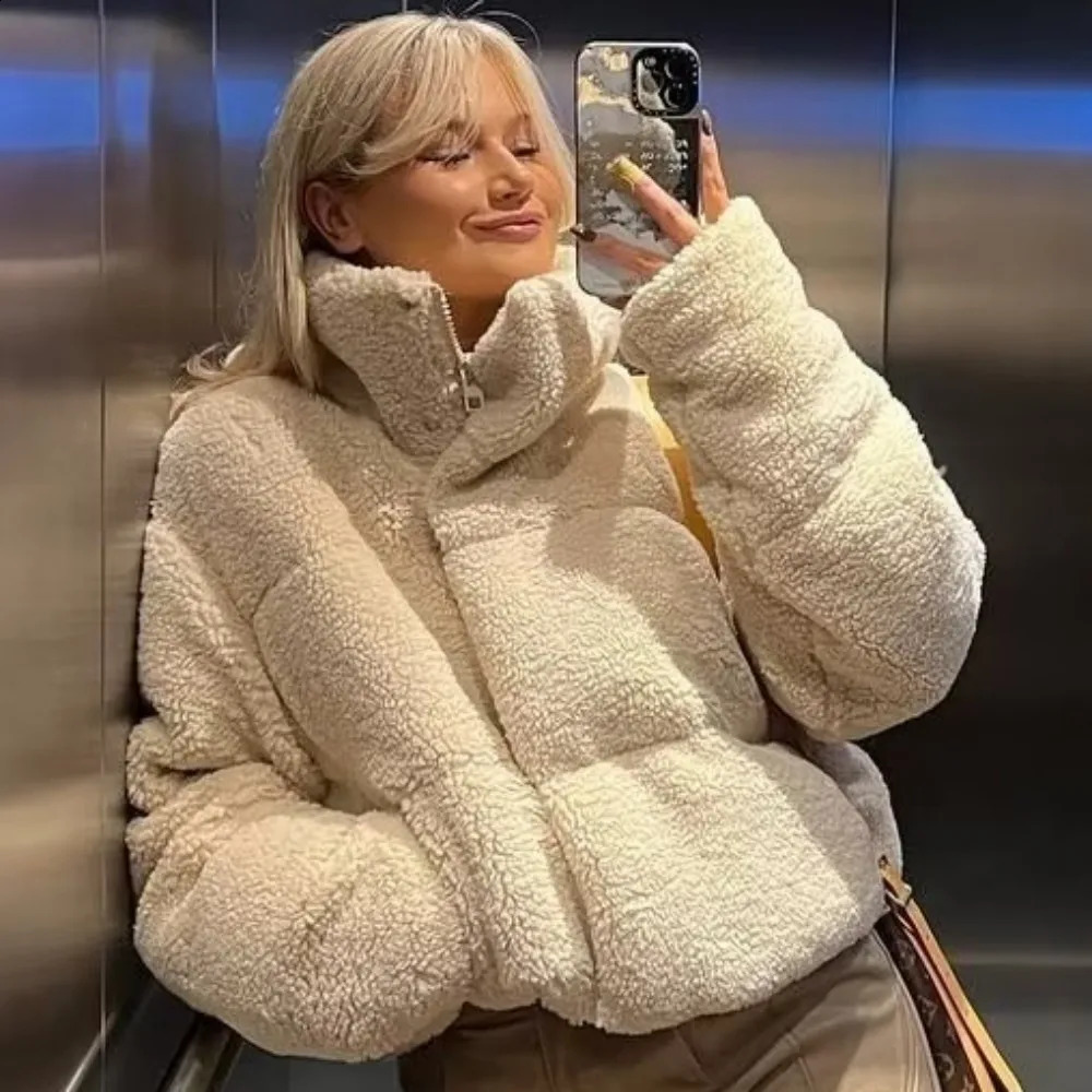 PB ZA 2023 Autumn and Winter Womens Lamb Wool Short Cotton Coat Standing Collar Thickened Warm Bread 241203