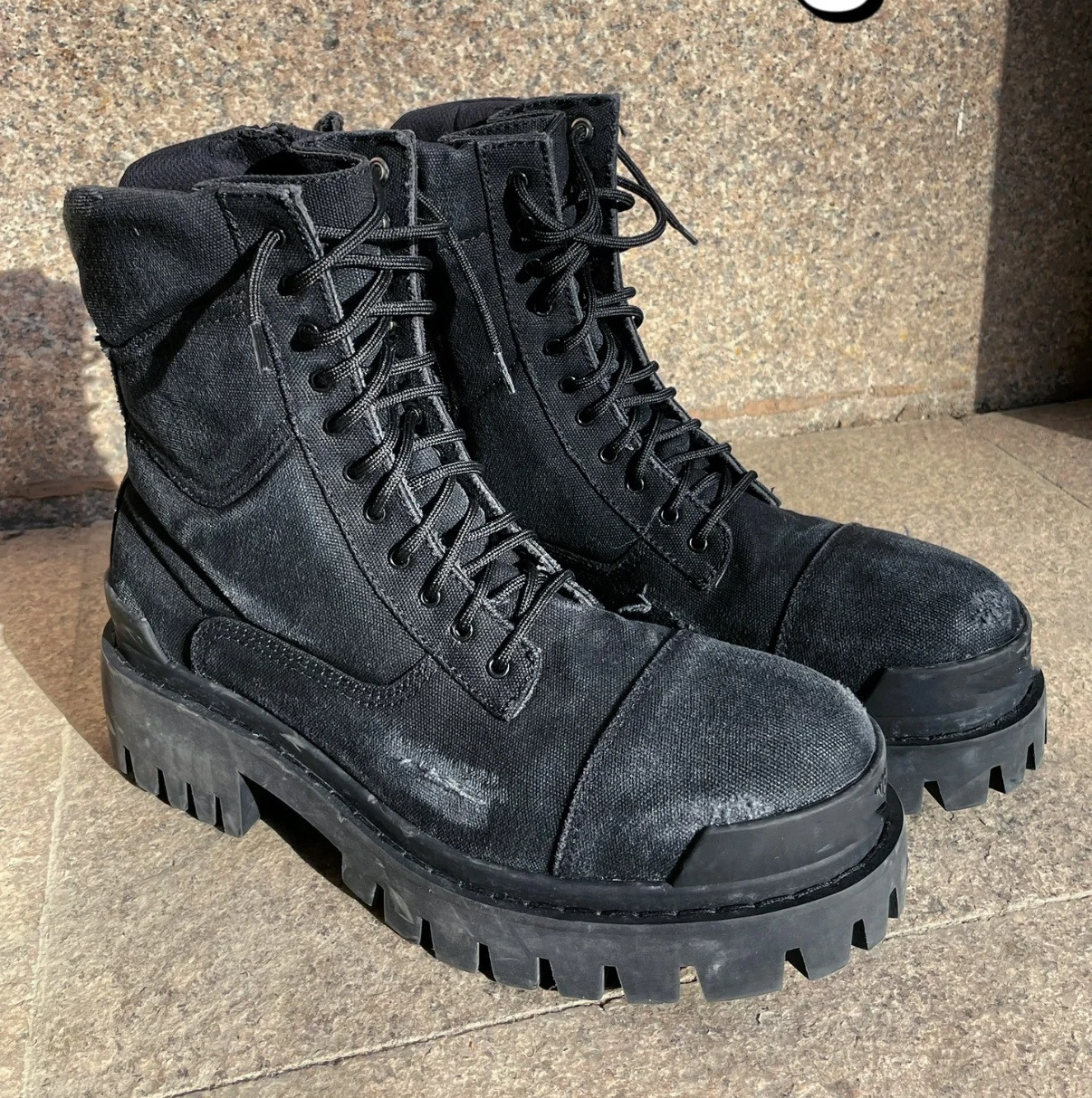 Paris mens boots Motorcycle style boot for women Oil wax canvas with zipper waterproof round toe mid tube Martin boots Make old style Rubber sole stri