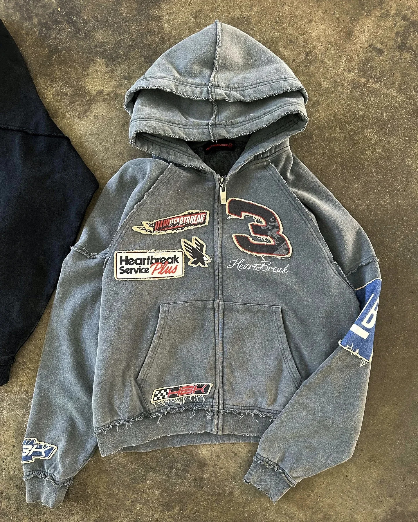 Y2K mens jacket fashion street unique patch personalized hooded jacket punk hip-hop retro Harajuku loose zipper hooded sweatshirt 241203