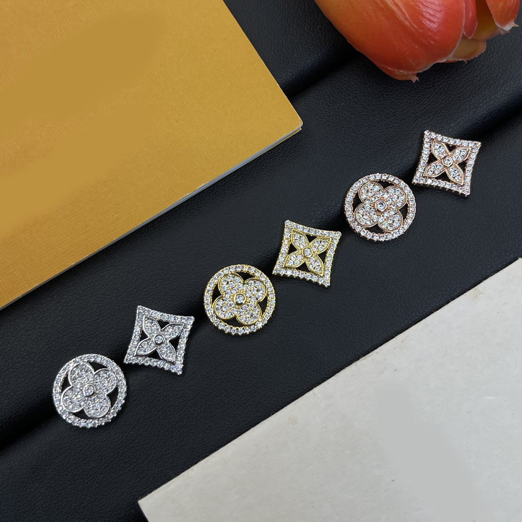 Luxury Designer Earring Designer Luxury Clover Flower 18K Gold 925 Silver Plated Stud Earrings For Women Men Diamond Fashion Jewelry Wedding Party for
